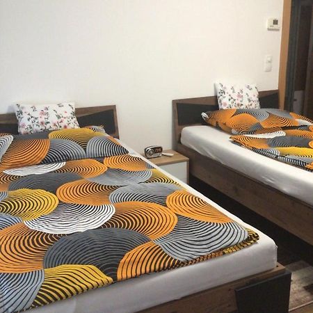 Nina Apartment 维也纳新城 外观 照片