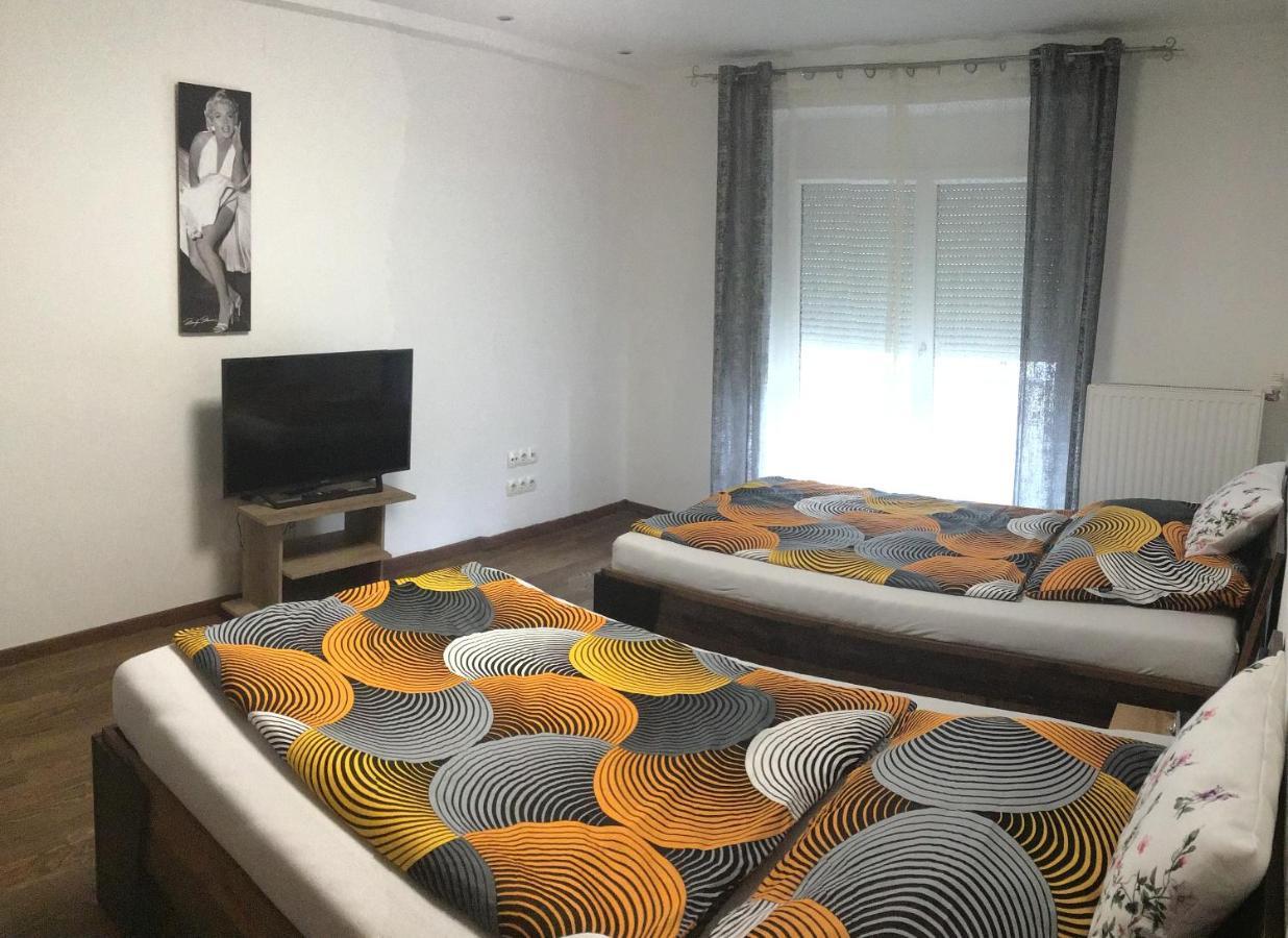 Nina Apartment 维也纳新城 外观 照片